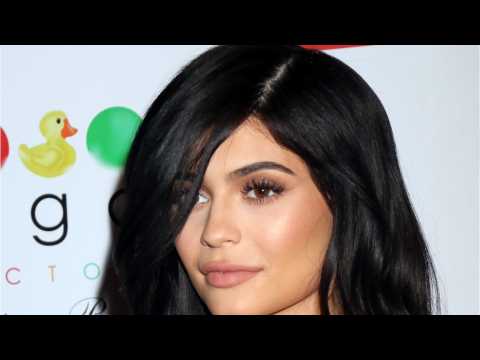 VIDEO : Kylie Jenner Reveals She Was Sad She Missed Prom