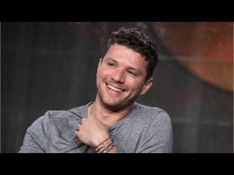 VIDEO : Ryan Phillippe Posts Hospital Picture After 'Freak Accident'