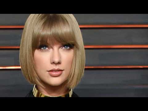 VIDEO : Bodyguard Testifies He Saw Taylor Swift Get Pawed By DJ