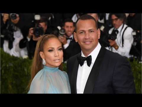 VIDEO : JLo and A-Rod Join other A-Listers at Hampton's Charity Event