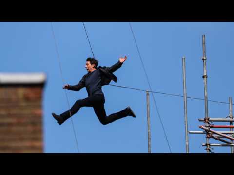 VIDEO : Mission: Impossible 6 Halts Filming After Tom Cruise Injury