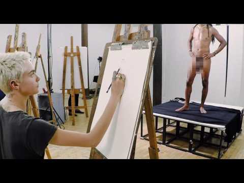 VIDEO : Cara Delevingne se met au dessin de nu, et c'est trs drle  regarder