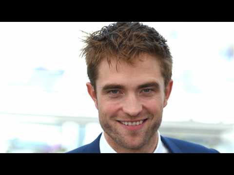 VIDEO : Why Was Robert Pattinson Nearly Fired From Twilight?