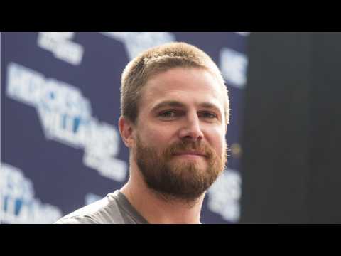 VIDEO : Arrow's Stephen Amell On Father Role