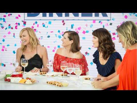 VIDEO : Molly Shannon & Toni Collette Go Wild In 'Fun Mom Dinner'
