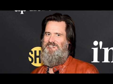 VIDEO : Jim Carrey Reveals Painting Talents In Mini Documentary