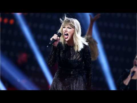 VIDEO : Taylor Swift expected in Denver court over groping allegation