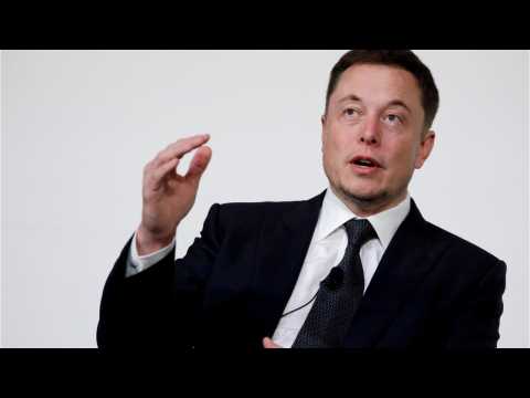 VIDEO : Amber Heard And Elon Musk Split