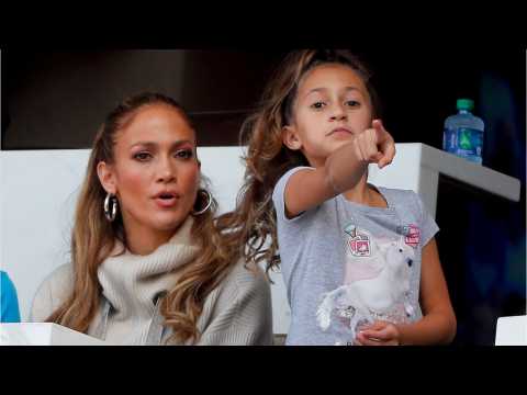 VIDEO : J.Lo Takes Family Day With Alex Rodriguez And Their Kids