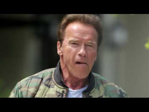 VIDEO : Arnold Schwarzenegger Gives Powerful History Lesson to White Supremacists