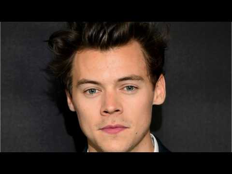 VIDEO : Harry Styles Takes Over Tonight Show