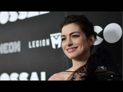 VIDEO : Anne Hathaway To Take On New Sci-Fi Project