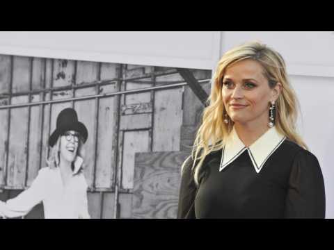 VIDEO : Reese Witherspoon Is Enjoying Her Weekend