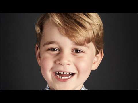 VIDEO : Prince George's Official Photo Released