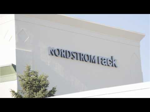 VIDEO : M.A.C. Cosmetics Now At Nordstrom Rack