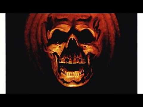 VIDEO : 'Halloween' Reactions Hit Social Media