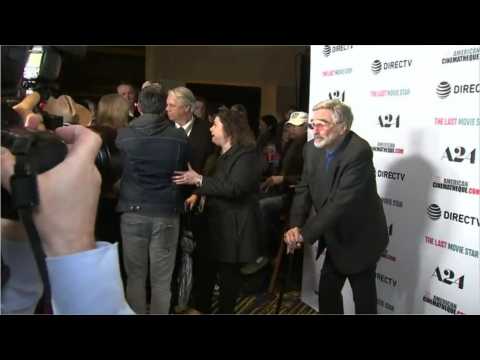 VIDEO : 1970s Sex Symbol Burt Reynolds Dead At 82