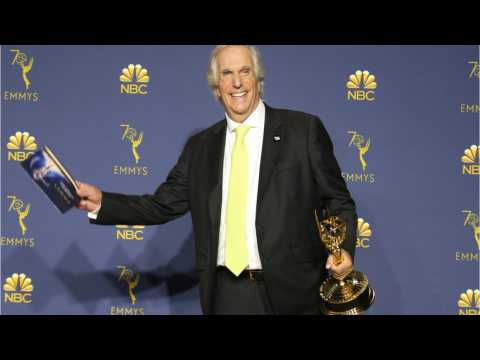 VIDEO : Henry Winkler Reveals How The Fonz Would Respond To Emmy Win
