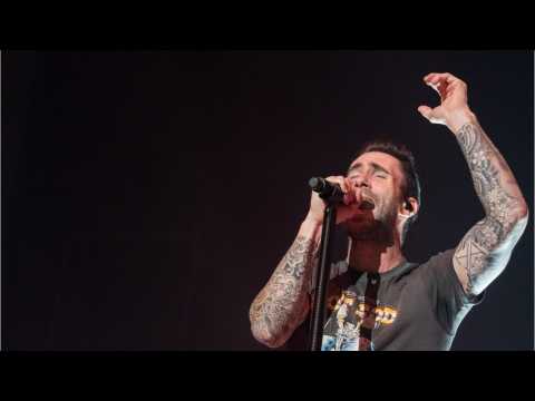 VIDEO : Maroon 5 To Play Super Bowl LIII Halftime Show In 2019
