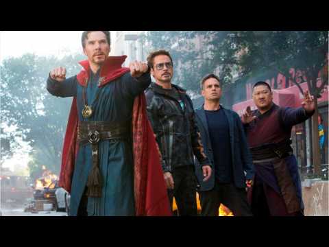 VIDEO : 'Avengers 4' Directors Tease Marvel Fans To Look For Clues In New Photo
