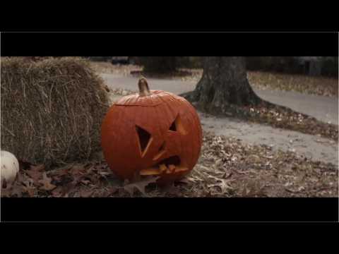 VIDEO : John Carpenter Releases First New Terrifying Track From Halloween