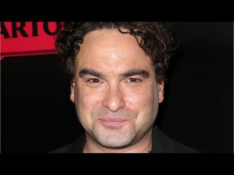 VIDEO : Johnny Galecki And Juliette Lewis Heading To ABC?s ?Roseanne? Spinoff ?The Conners?