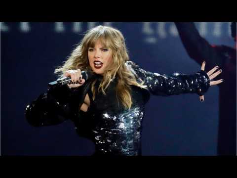 VIDEO : Taylor Swift To Open AMAs