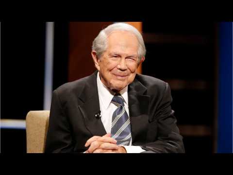 VIDEO : Pat Robertson Launches 24-Hour Christian News Net