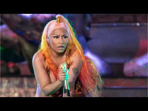 VIDEO : Nicki Minaj Mocks Cardi B With Petty Merch