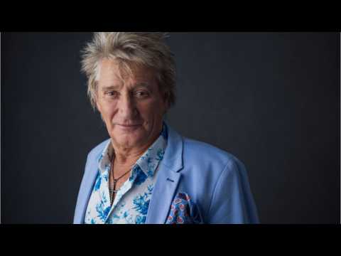 VIDEO : Rod Stewart's New Album Is ?Age Appropriate?