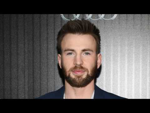 VIDEO : Chris Evans Joins Cast Of Rian Johnson Movie 'Knives Out'