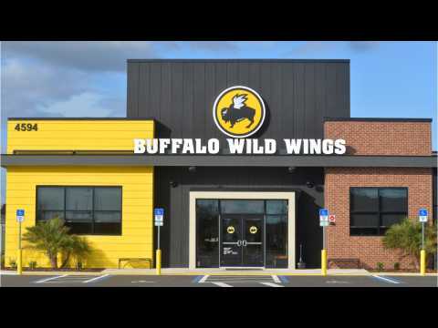 VIDEO : Buffalo Wild Wings' Blazin' Wing Challenge