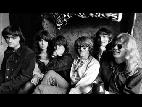 VIDEO : Marty Balin, Co-Founder Of Jefferson Airplane, Dies At 76