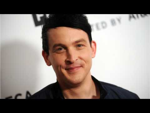 VIDEO : Robin Lord Taylor Teases The End Of His Gotham Role