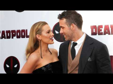 VIDEO : Blake Lively Says She Steals Style From Hubby Ryan Reynolds