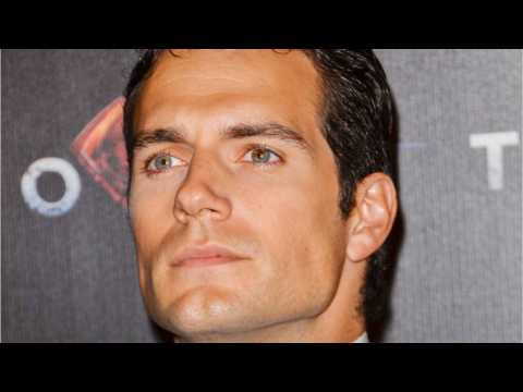 VIDEO : Henry Cavill Out As Superman