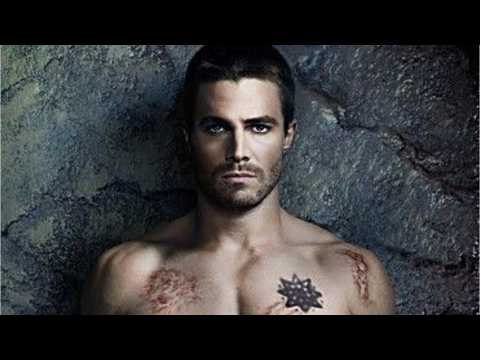 VIDEO : Arrow Season 7 To Feature Naked Prison Fight