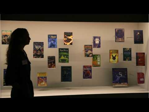 VIDEO : Harry Potter Exhibit Opens in NYC