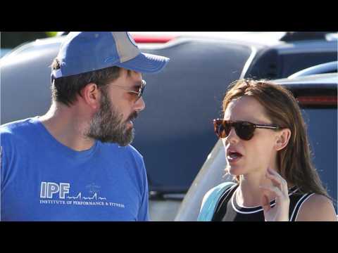 VIDEO : After Three Years Ben Affleck & Jennifer Garner Finalize Divorce