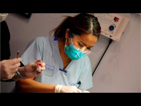 VIDEO : Dr. Pimple Popper Getting A Holiday Special