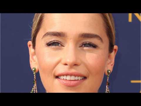 VIDEO : Emilia Clarke Pays Tribute To Game Of Thrones Character
