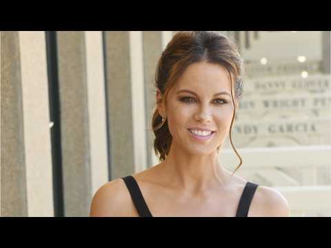VIDEO : Kate Beckinsale Has Spotted with Her Much Younger Ex, Matt Rife