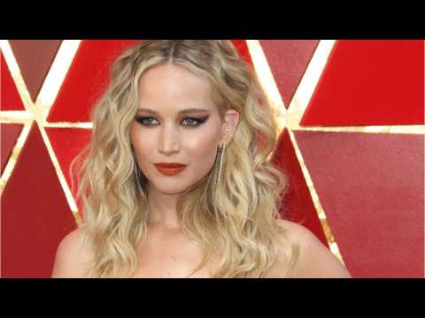 VIDEO : Beautiful Long Haired Red Carpet Looks Of 2018