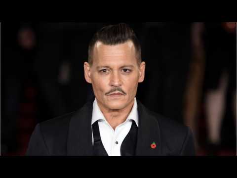 VIDEO : Johnny Depp Defends His ?Fantastic Beasts? Role Amid Abuse Allegations