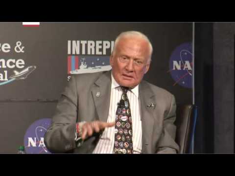 VIDEO : Buzz Aldrin's Wide-Eyed Description Of Walking On The Moon