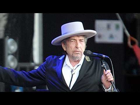 VIDEO : Bob Dylan To Hold Weeklong Residency AT NYC's Beacon Theatre