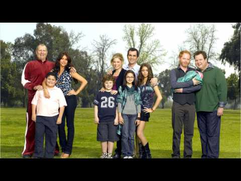 VIDEO : The 'Modern Family' Family Will Deal With The Heavy Topic of Death This Season