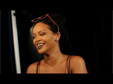 VIDEO : Rihanna Looked Stunning Following Her Lingerie Show