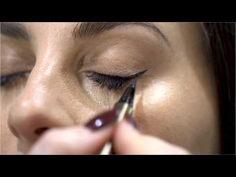VIDEO : Great New Eyeliner Work