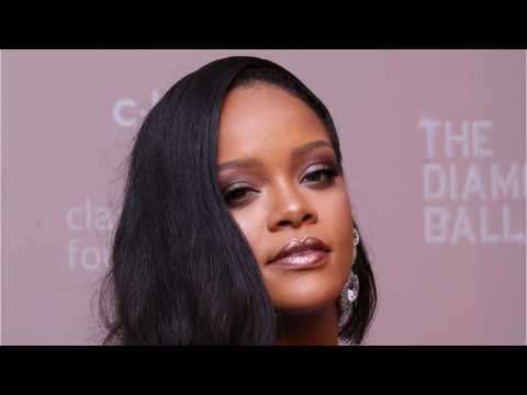 VIDEO : Rihanna Talks Charity Work At Diamond Ball
